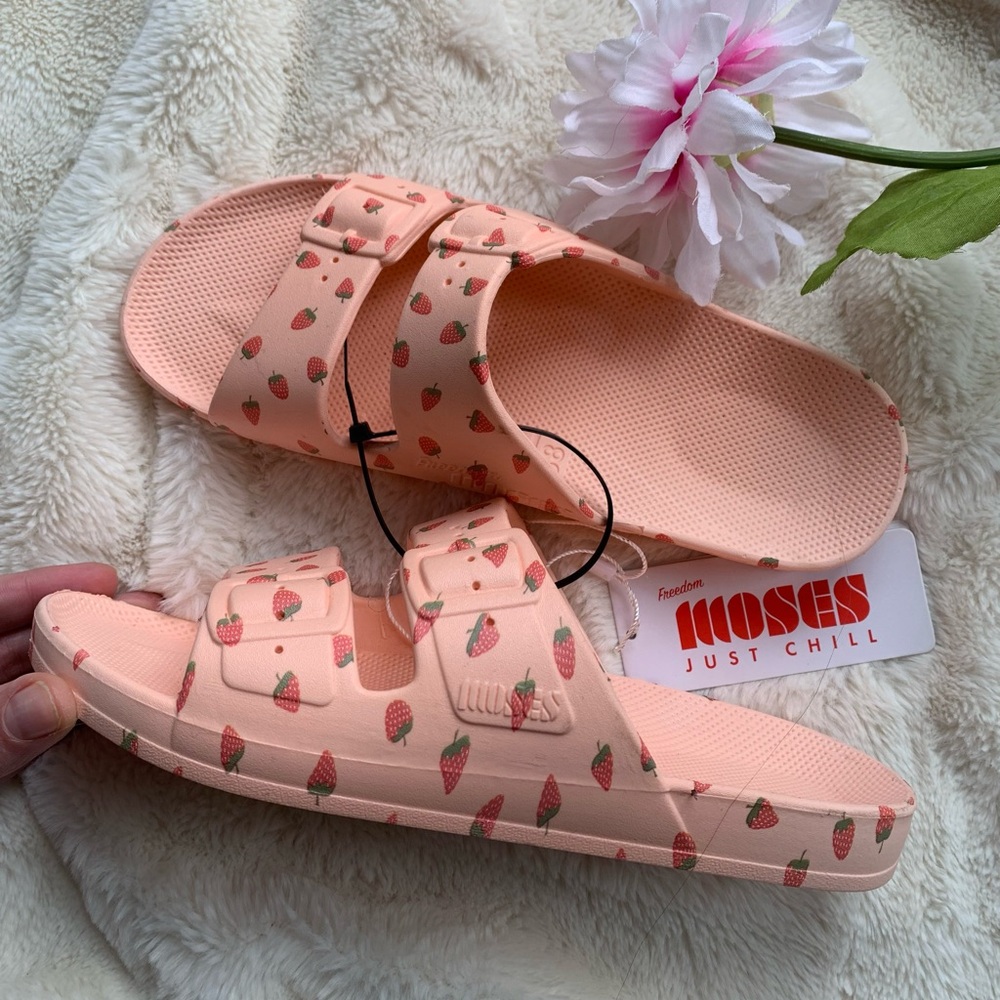 Freedom Moses Tuti Baby Strawberry Slide Sandals - Picture 7 of 14